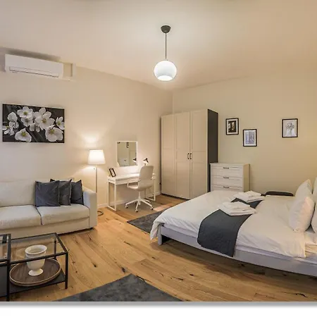 City-center With Stylish And Modern Comforts *